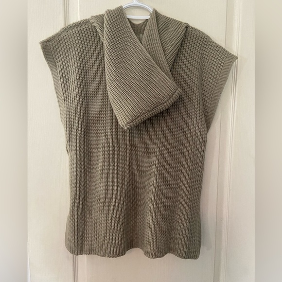 Cream Knitted Slipover with Hood - Picture 3 of 8